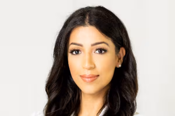 Lakshmi Kumar clinician photo