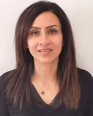 Dr Saima Khan